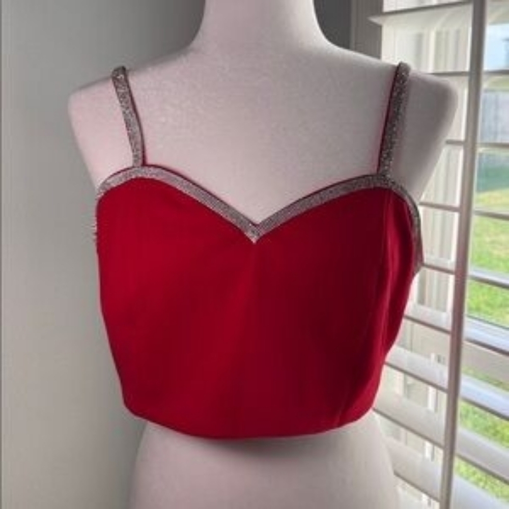 Sincerely Jules Vibrant Red Top